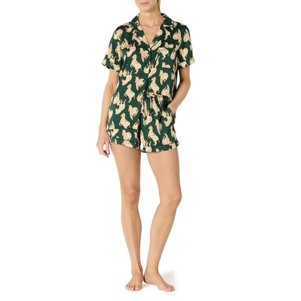 Amazon Essentials Completo Notte con Top in Morbido Raso Maniche Corte con Abbottonatura e Shorts Donna